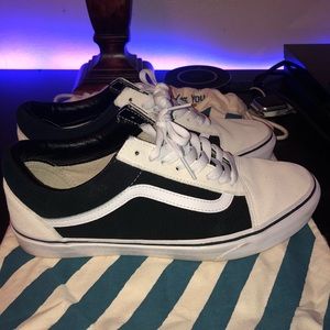 Vans Old Skool (CUSTOM) - Size: 9.5